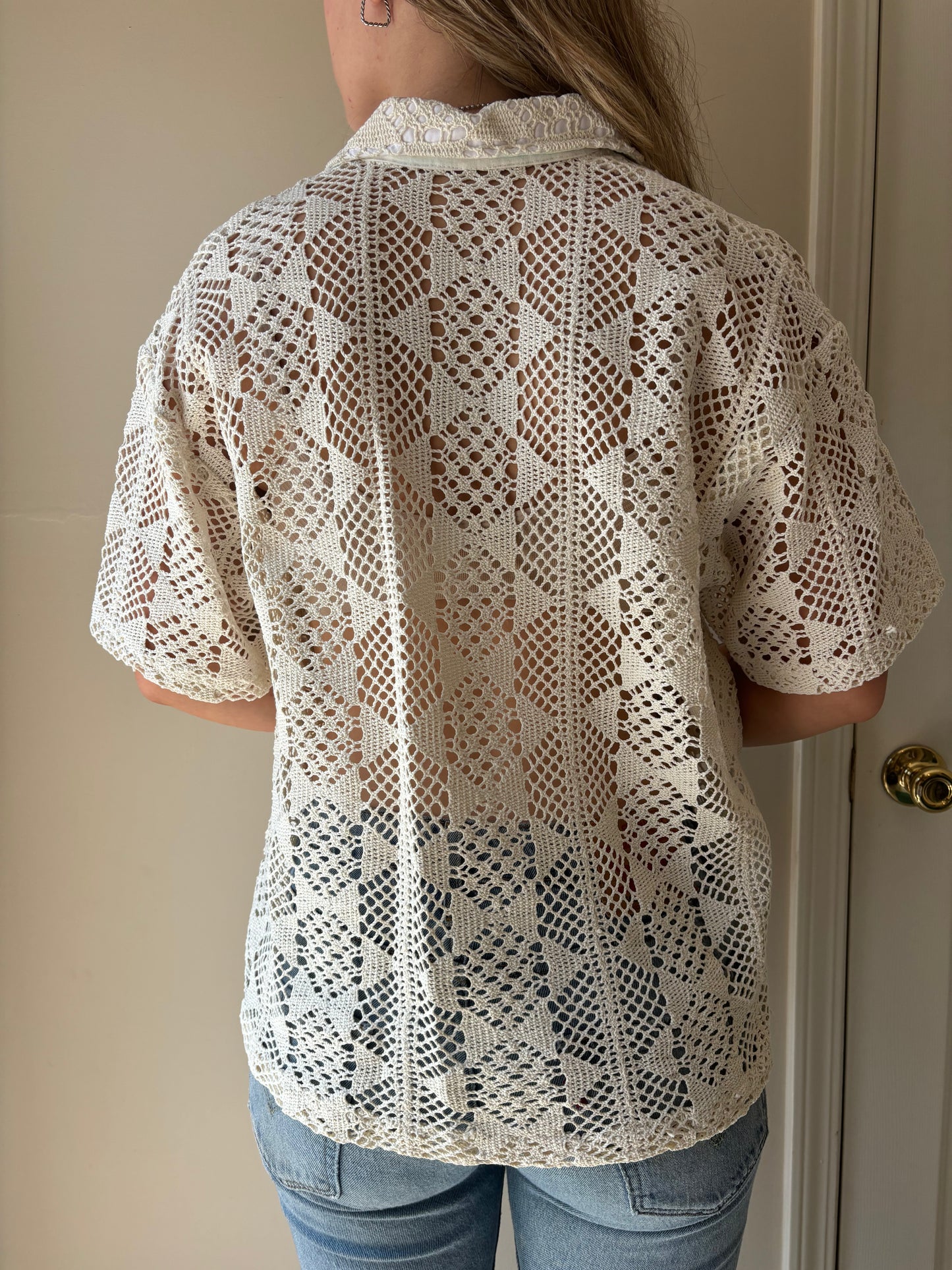 M/L Bow Tie Crochet button-down