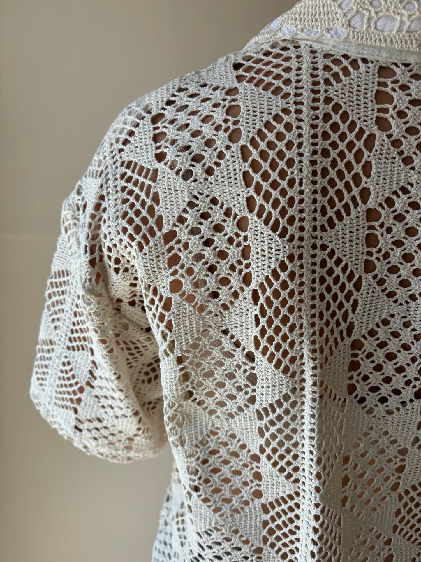 M/L Bow Tie Crochet button-down