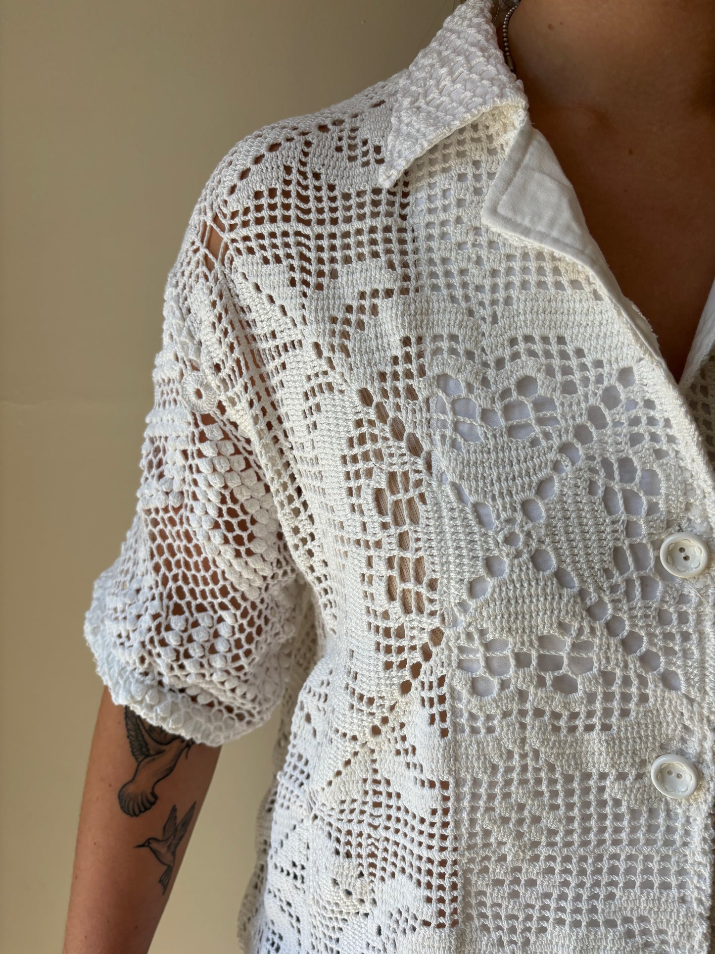 M/L Diamond Floral Design Crochet button-down