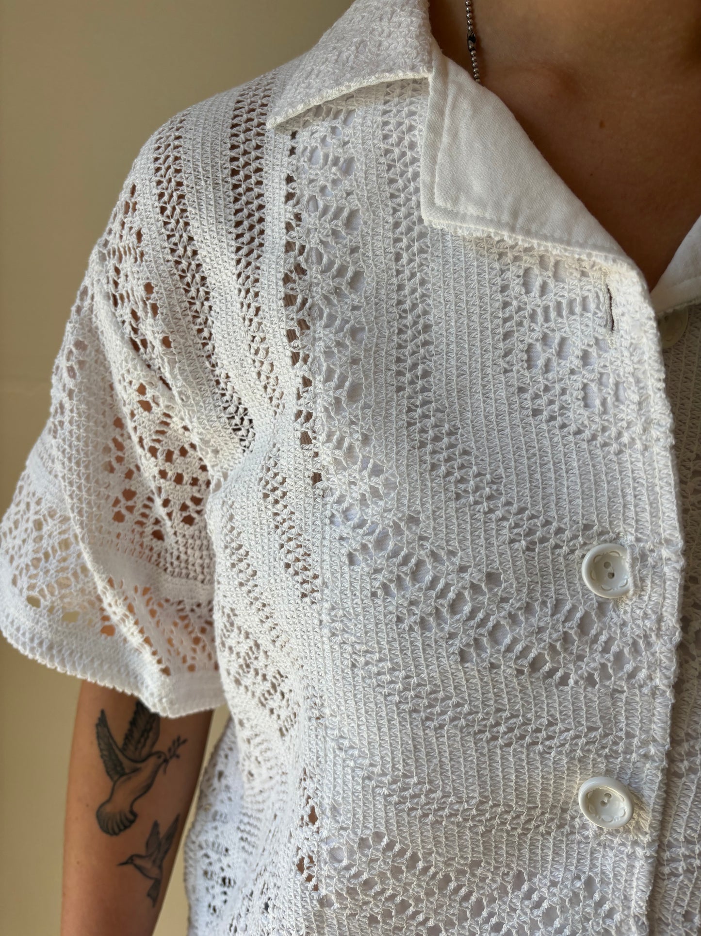 S/M Arch Design Crochet button-down