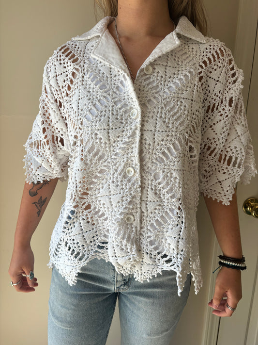 L/XL Crochet diamond scalloped button-down